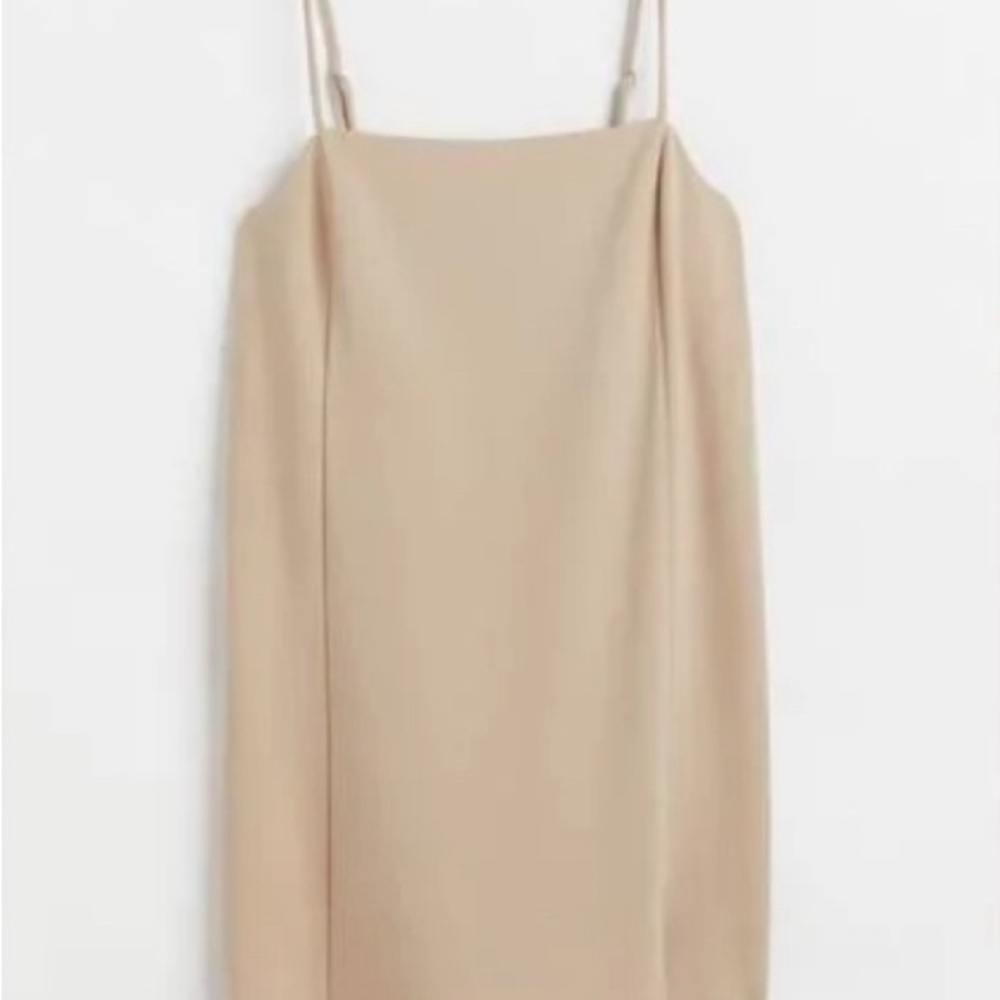 H&M dress in great condition size M - Picture 3 of 6